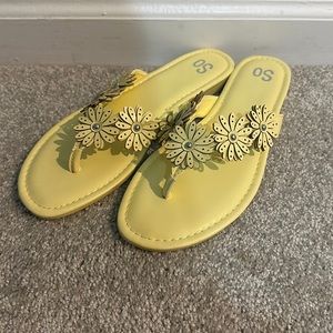 Women’s yellow flower sandals